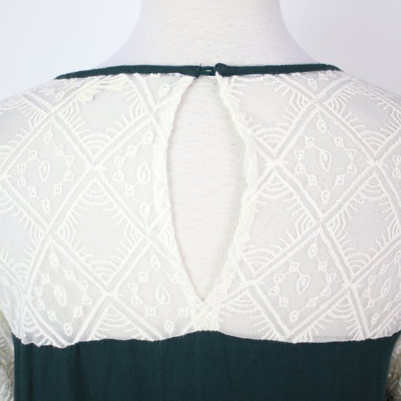 Umgee Womens Large Crochet Bell Sleeve Tunic Top - Picture 4 of 5